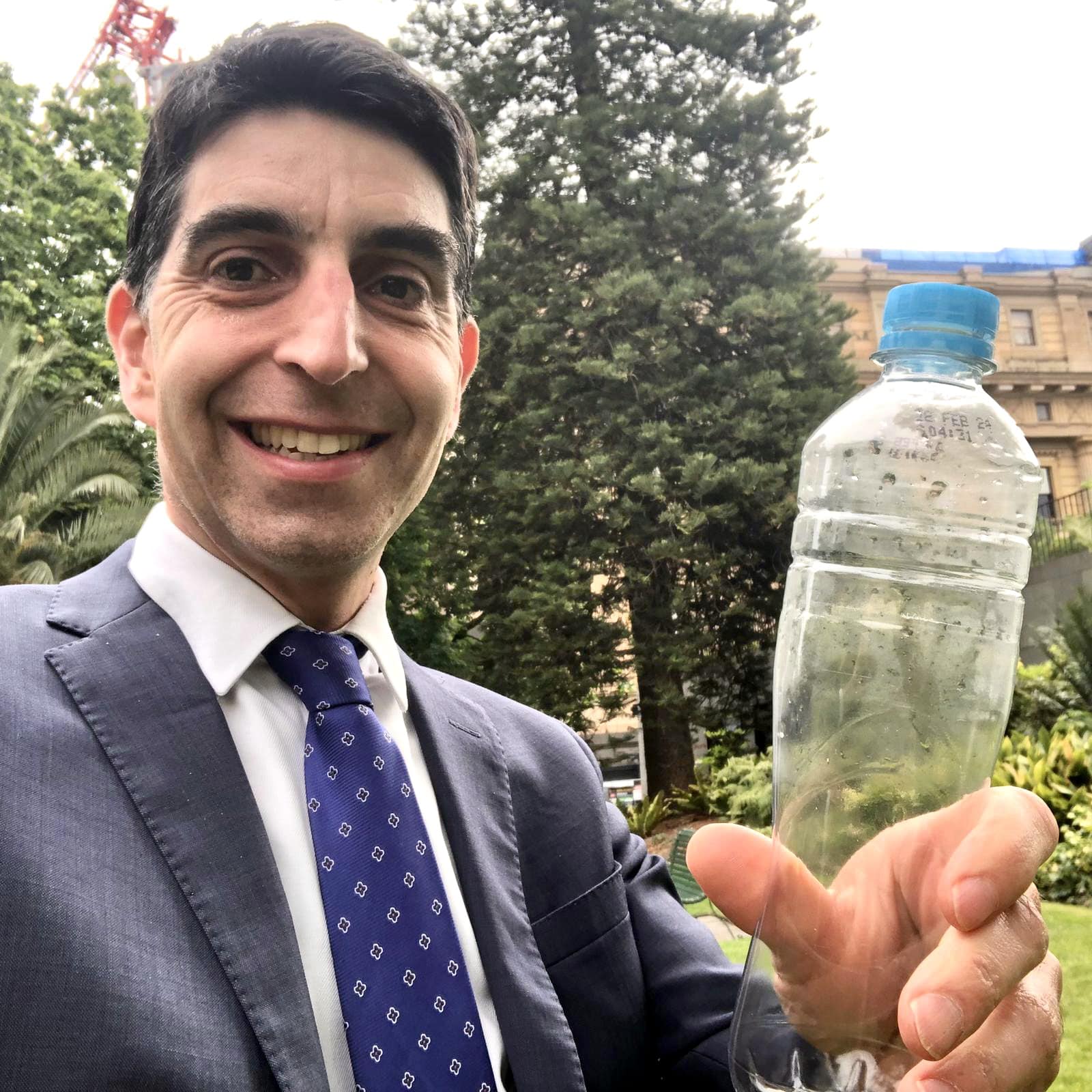 CONTAINER DEPOSIT SCHEME NOW OPEN Main Image